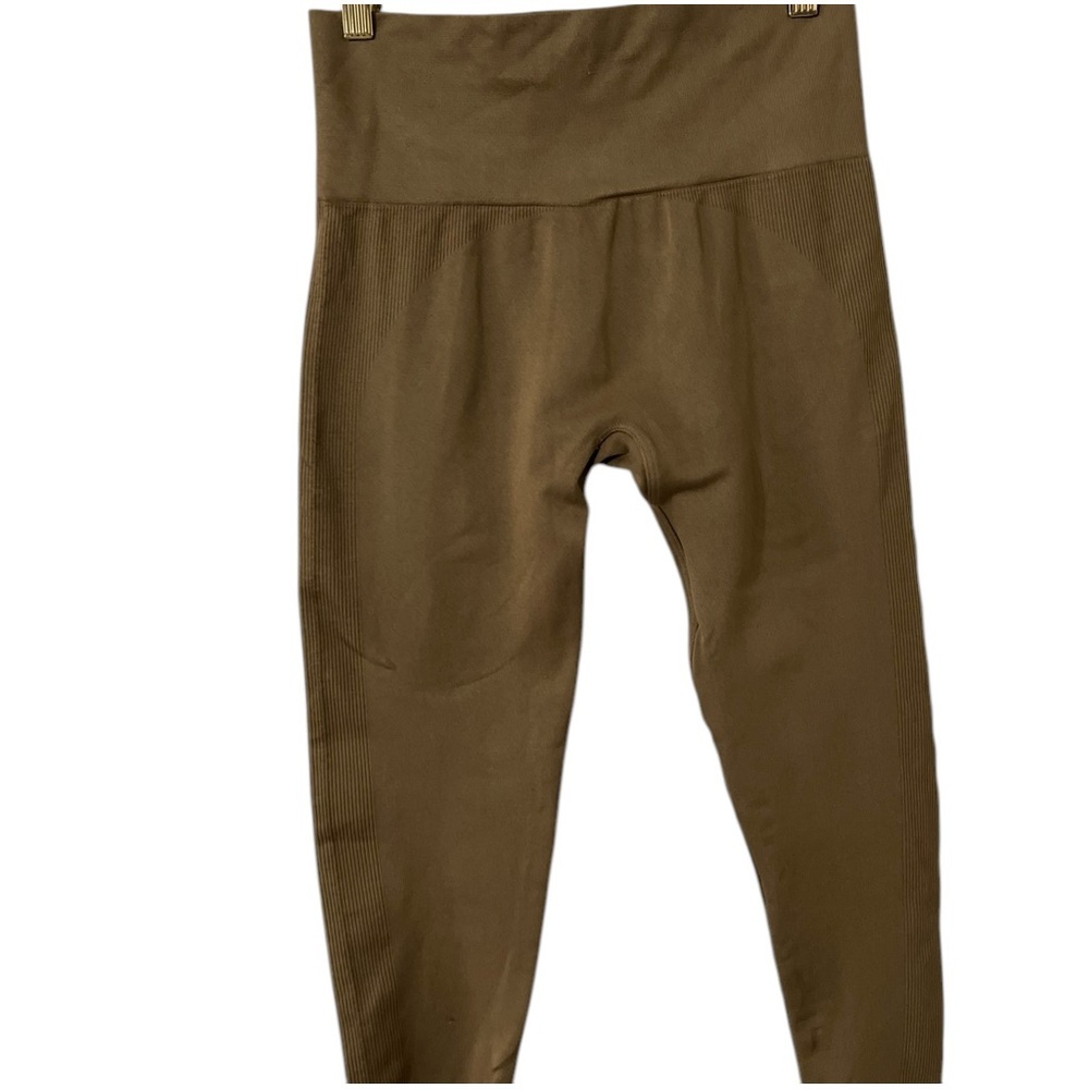 SET ACTIVE SculptFlex Seamless Yoga Tan Leggings - Picture 4 of 5